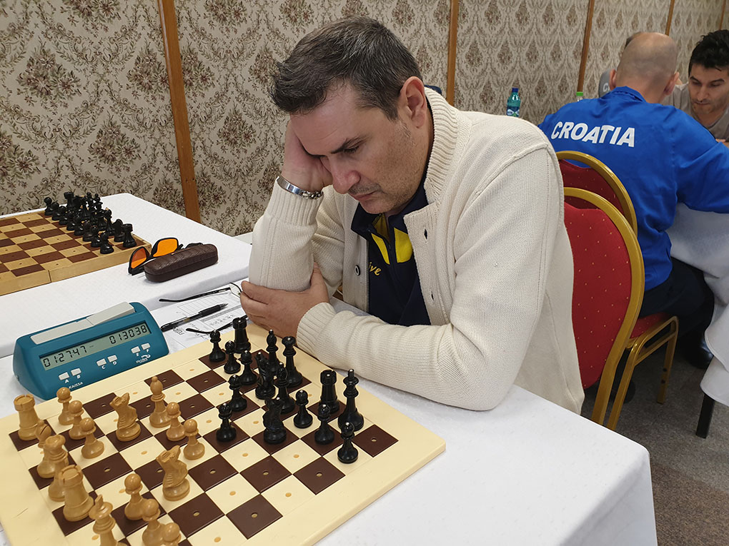Chess History Player